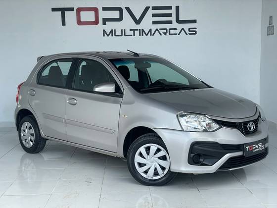 TOYOTA ETIOS 1.5 READY 16V FLEX 4P AUTOMÁTICO TOYOTA ETIOS 1.5 READY 16V FLEX 4P AUTOMÁTICO